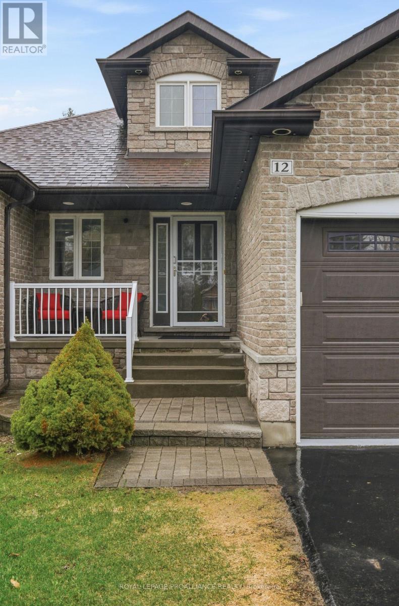 12 Pine Marsh Lane, Quinte West, Ontario  K8V 0A5 - Photo 3 - X13019100