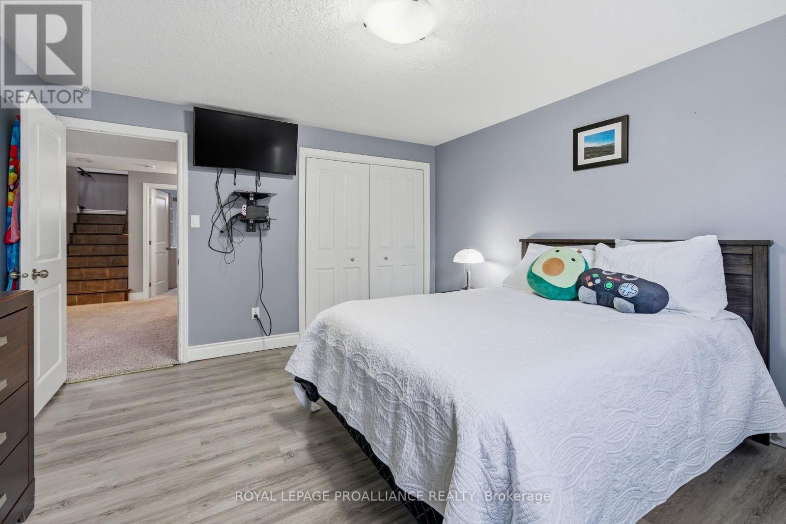 12 Pine Marsh Lane, Quinte West, Ontario  K8V 0A5 - Photo 36 - X13019100
