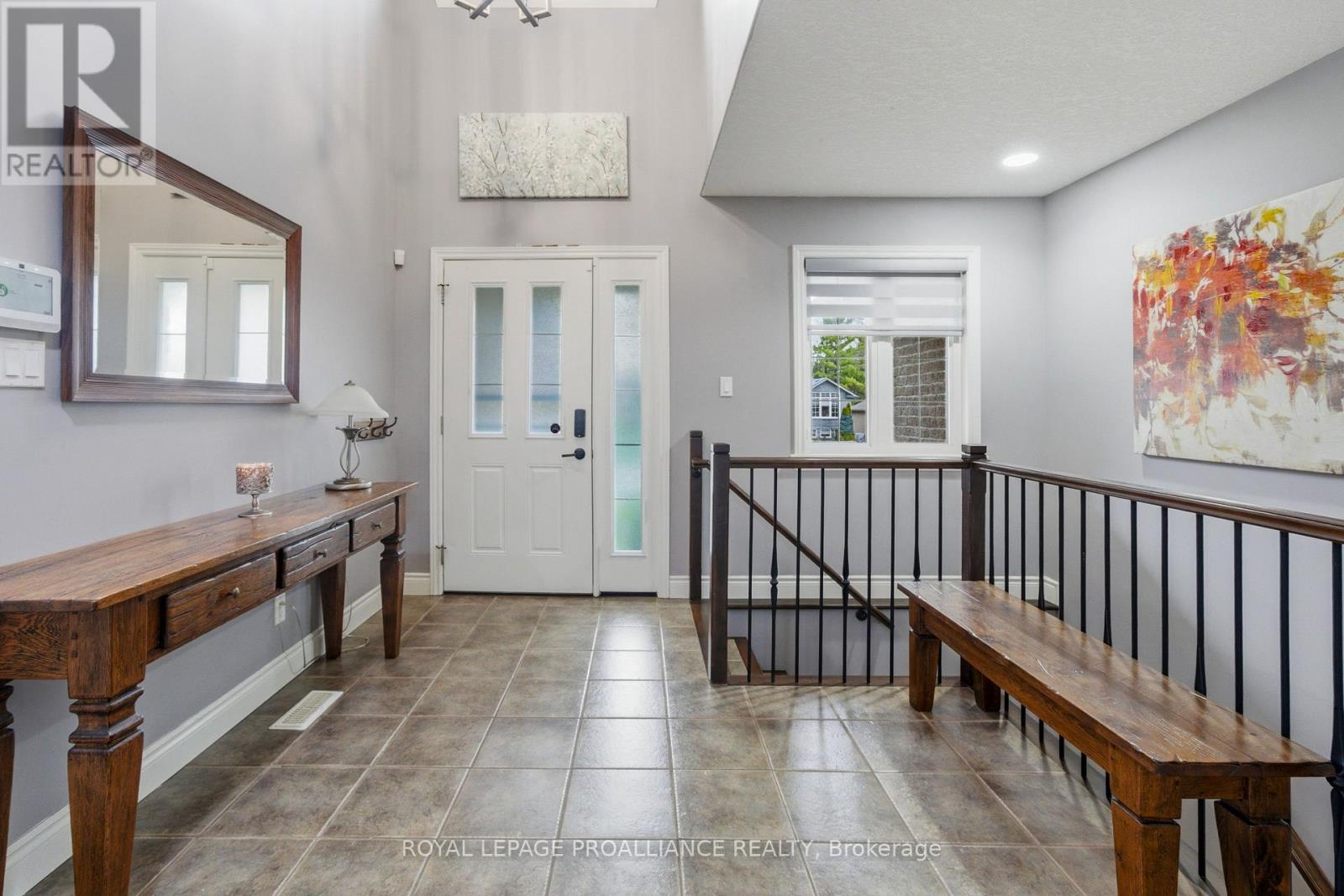 12 Pine Marsh Lane, Quinte West, Ontario  K8V 0A5 - Photo 6 - X13019100