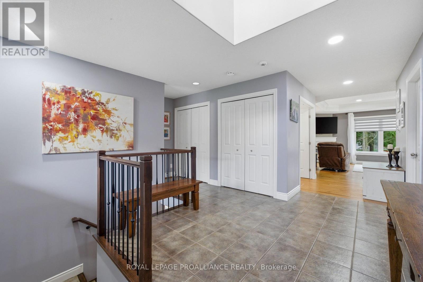 12 Pine Marsh Lane, Quinte West, Ontario  K8V 0A5 - Photo 7 - X13019100
