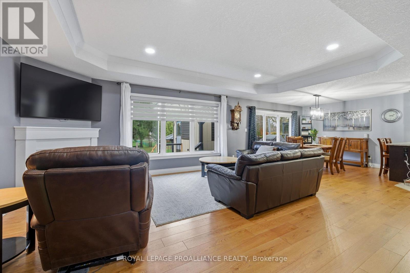 12 Pine Marsh Lane, Quinte West, Ontario  K8V 0A5 - Photo 8 - X13019100