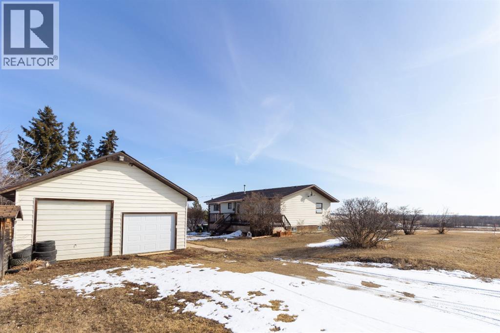 203 Percy Street, Bittern Lake, Alberta  T0C 0L0 - Photo 20 - A2296057