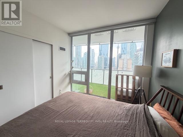 2102 - 1 Market Street, Toronto, Ontario  M5E 0A2 - Photo 12 - C13018990