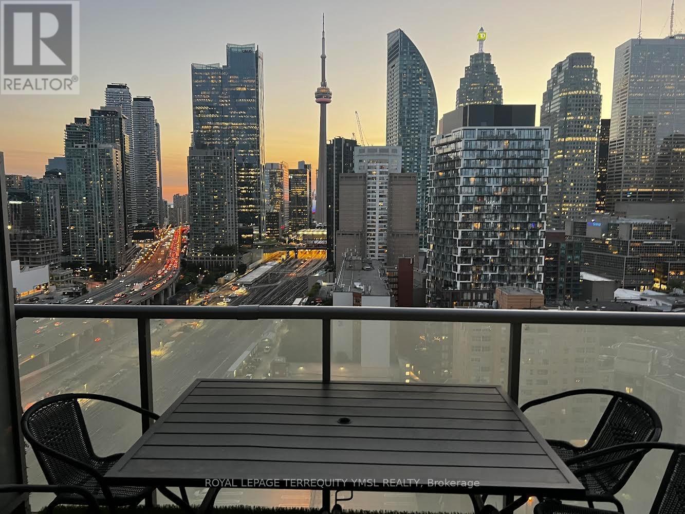 2102 - 1 Market Street, Toronto, Ontario  M5E 0A2 - Photo 15 - C13018990