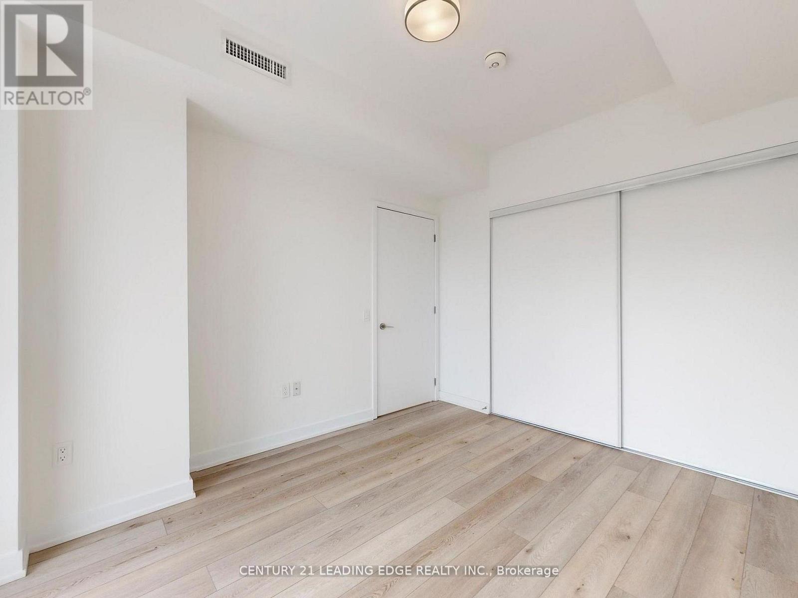 1002 - 15 Queens Quay E, Toronto, Ontario  M5E 0C5 - Photo 18 - C13018996