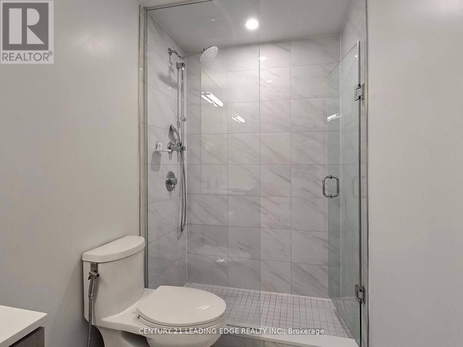 1002 - 15 Queens Quay E, Toronto, Ontario  M5E 0C5 - Photo 22 - C13018996