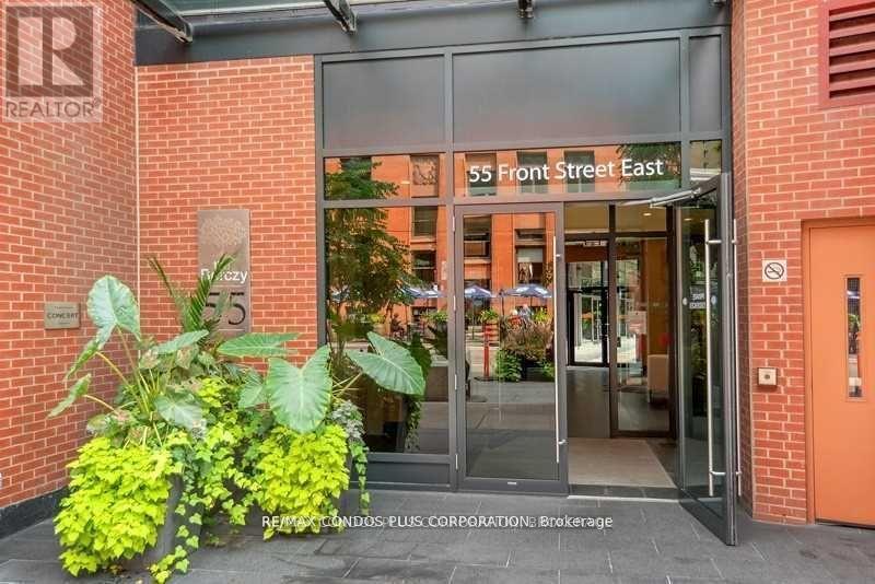 611 - 55 Front Street E, Toronto, Ontario  M5E 0A7 - Photo 2 - C13018998