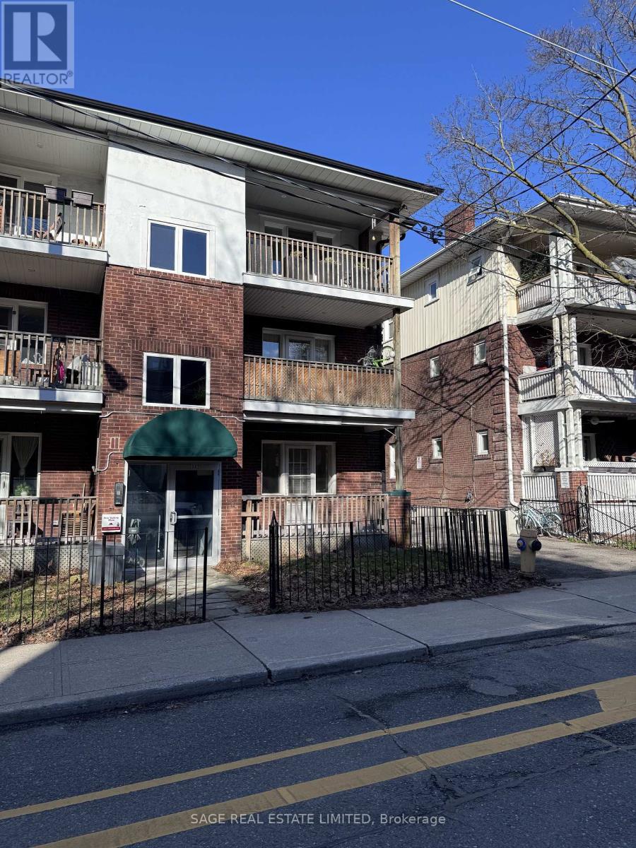 1 - 302 SUMACH STREET, Toronto, Ontario