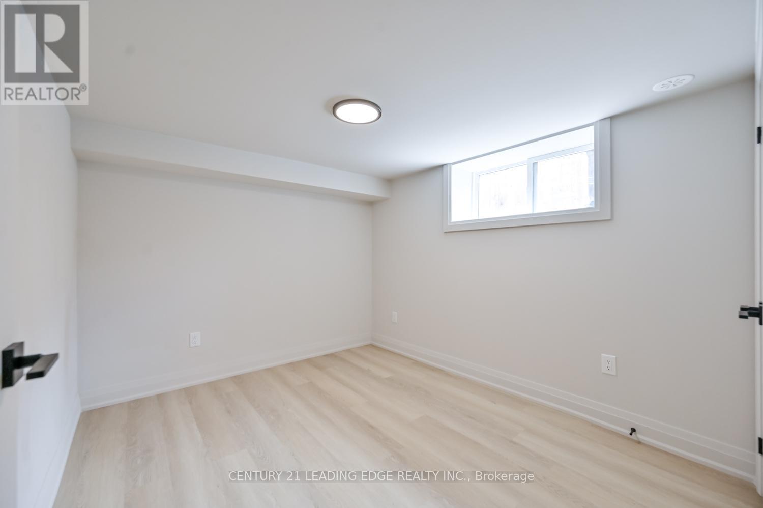 227 Warden Avenue, Toronto, Ontario  M1N 2Z6 - Photo 37 - E13018982