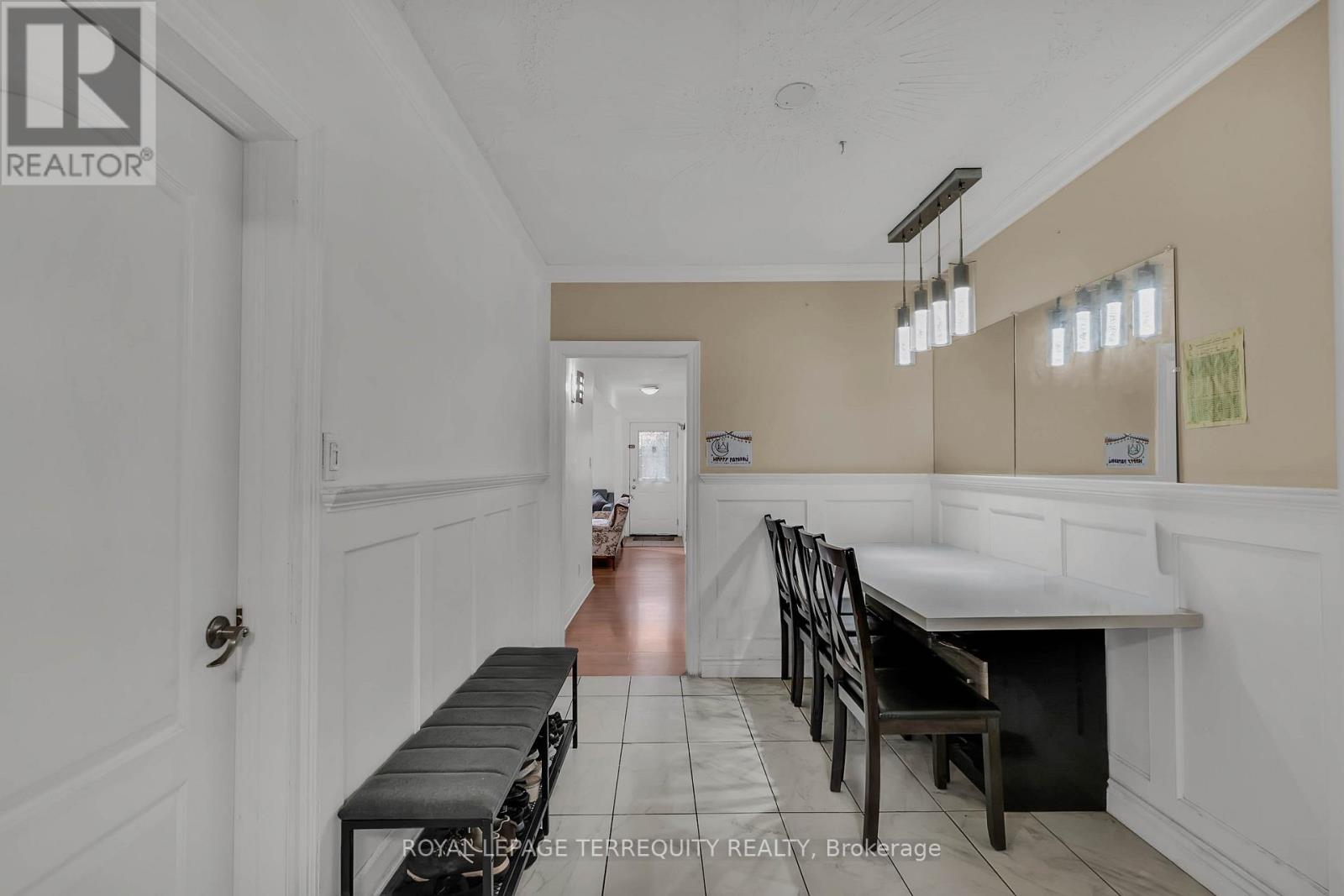 27 Phillip Avenue, Toronto, Ontario  M1N 3P8 - Photo 10 - E13019008