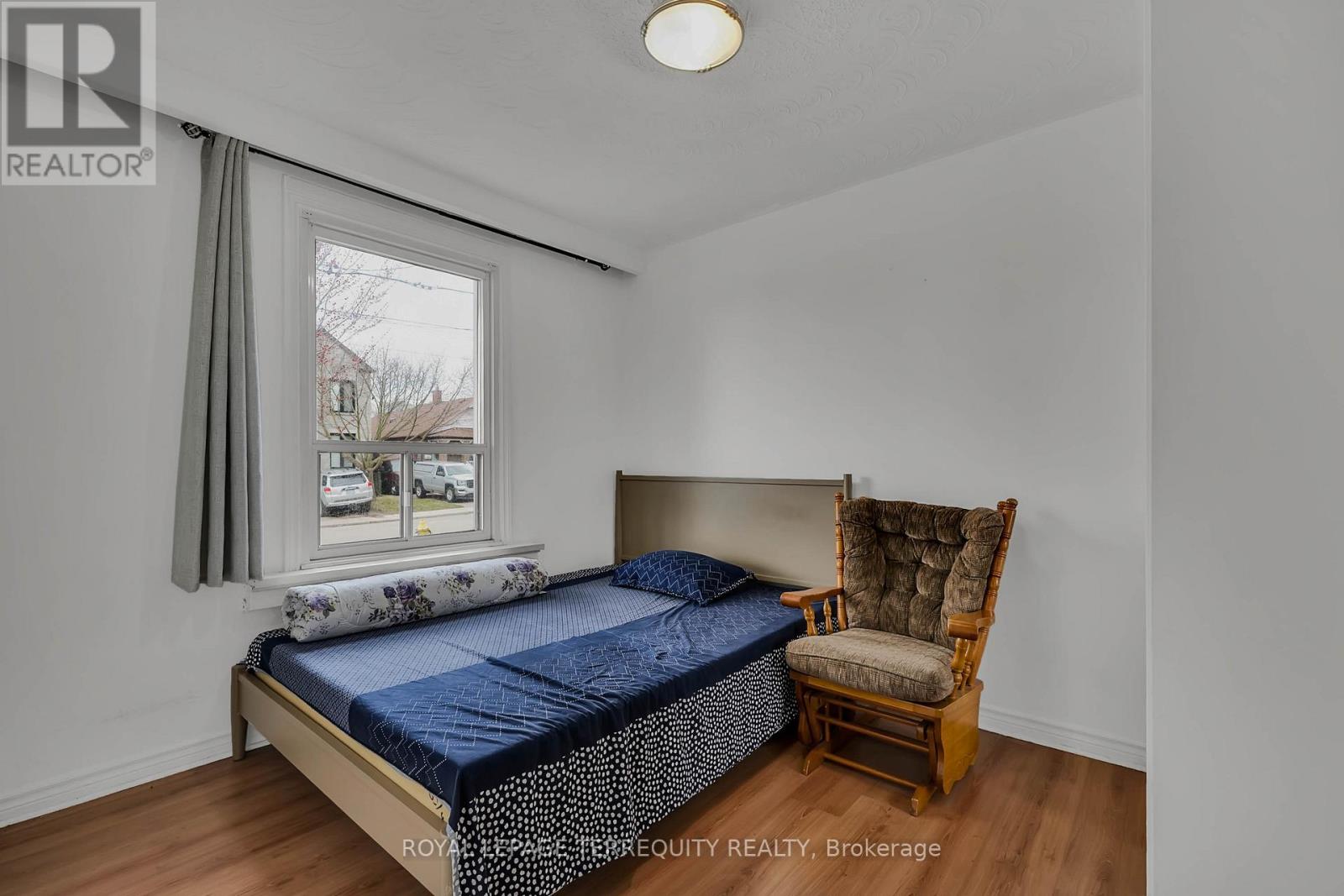 27 Phillip Avenue, Toronto, Ontario  M1N 3P8 - Photo 16 - E13019008