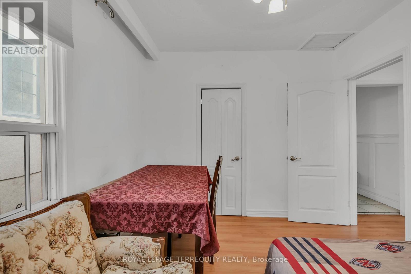 27 Phillip Avenue, Toronto, Ontario  M1N 3P8 - Photo 21 - E13019008