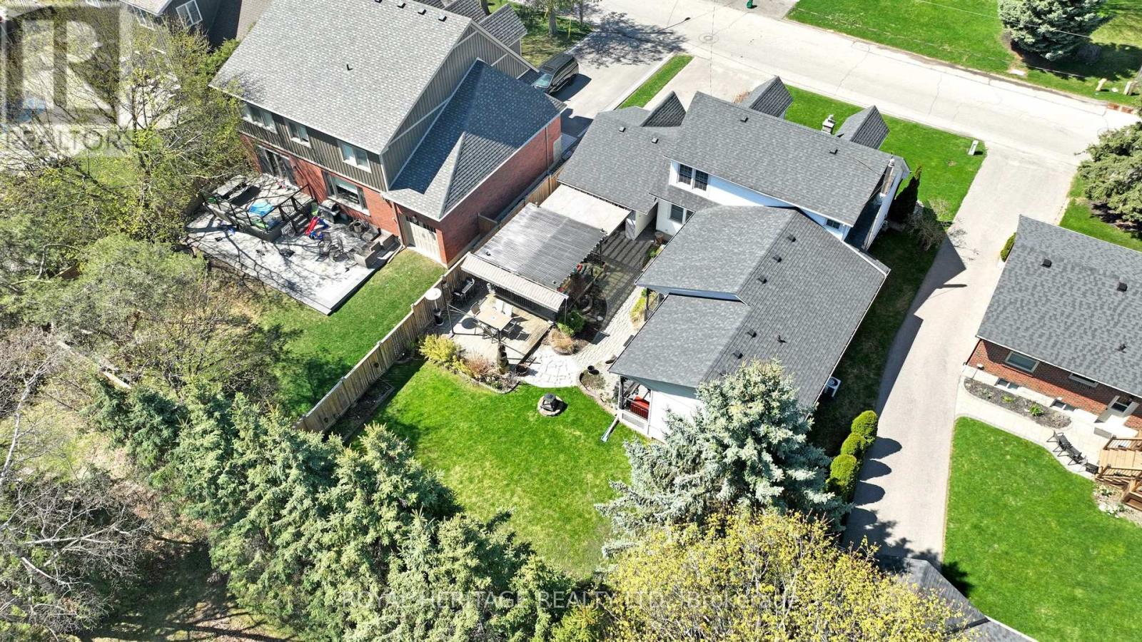 11 Durham Street, Whitby, Ontario  L1M 1A5 - Photo 39 - E13019028