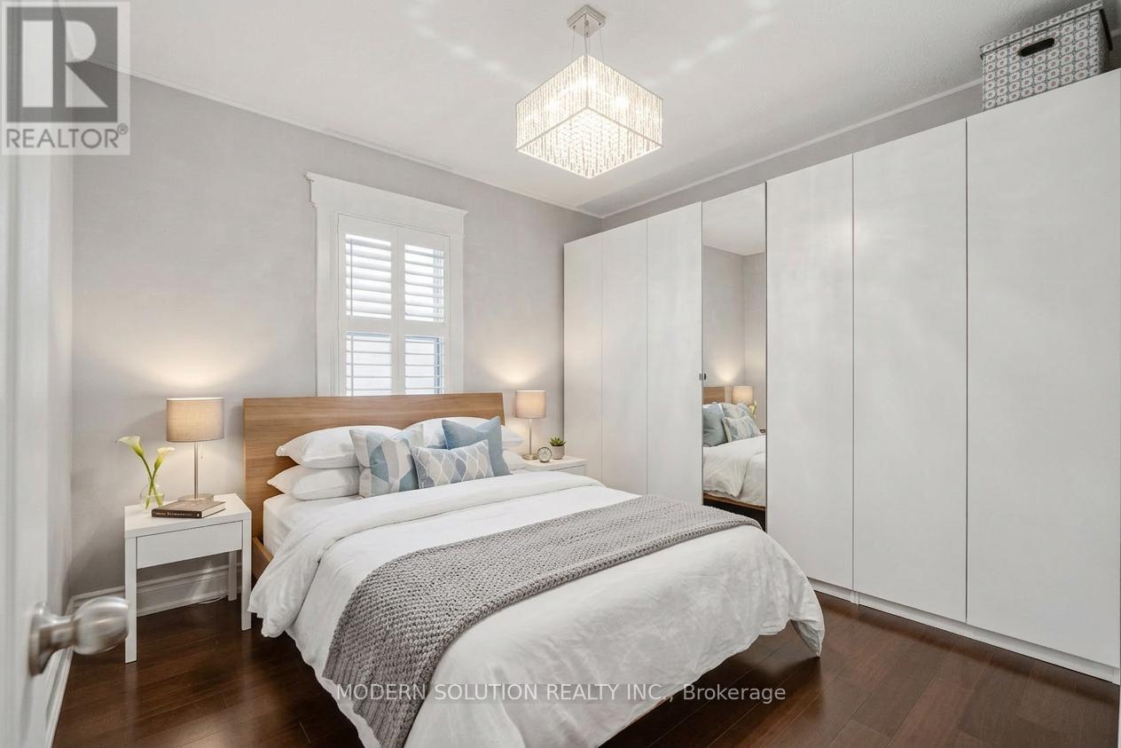 741 Milverton Boulevard, Toronto (Woodbine-Lumsden), Ontario  M4C 1Y3 - Photo 15 - E13019050