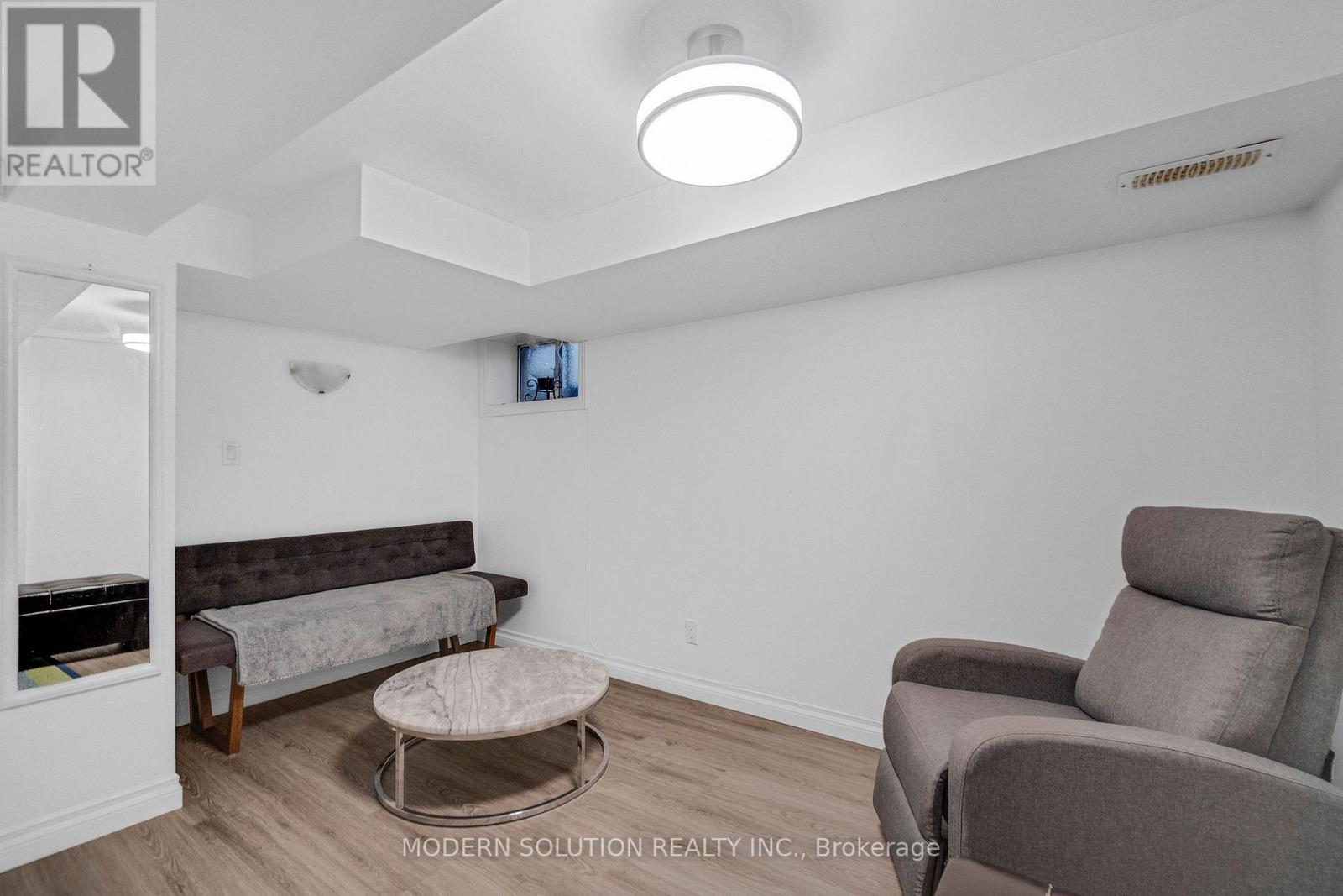 741 Milverton Boulevard, Toronto (Woodbine-Lumsden), Ontario  M4C 1Y3 - Photo 29 - E13019050