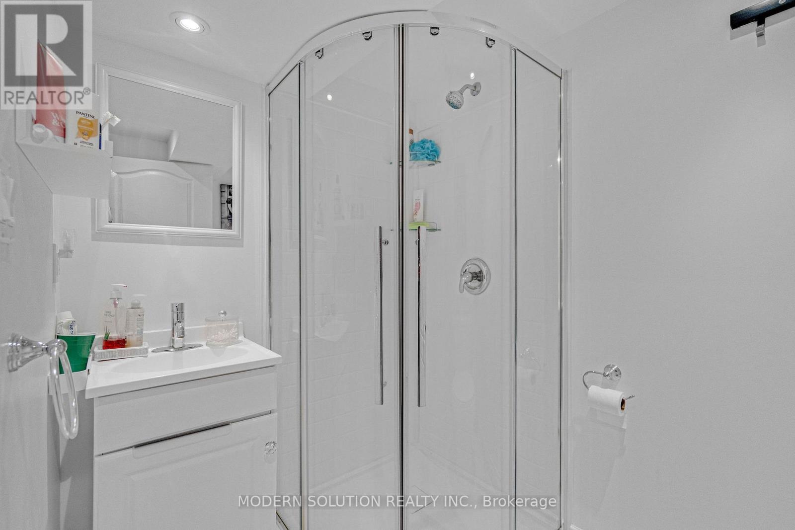 741 Milverton Boulevard, Toronto (Woodbine-Lumsden), Ontario  M4C 1Y3 - Photo 33 - E13019050