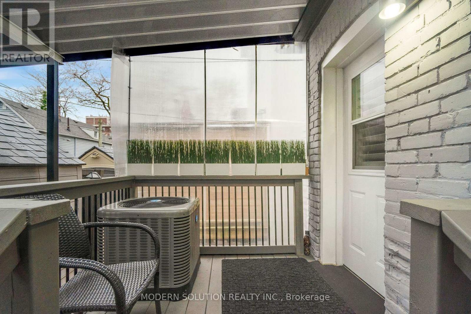 741 Milverton Boulevard, Toronto (Woodbine-Lumsden), Ontario  M4C 1Y3 - Photo 37 - E13019050