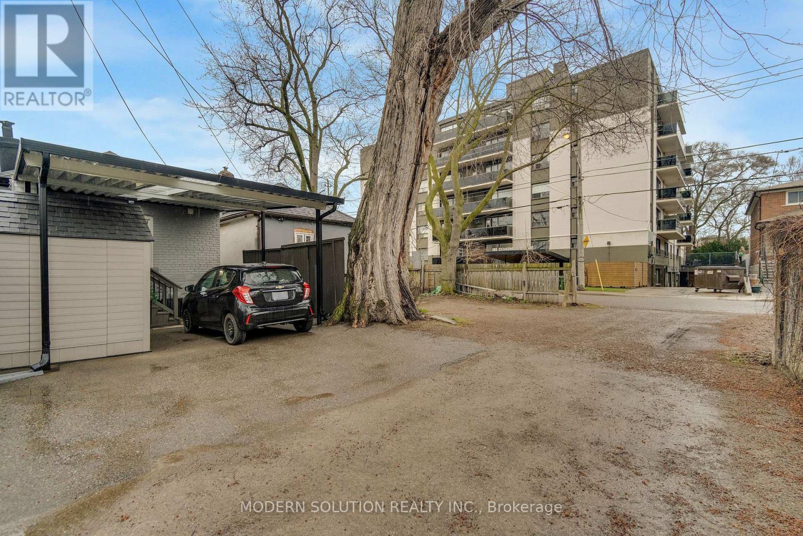 741 Milverton Boulevard, Toronto (Woodbine-Lumsden), Ontario  M4C 1Y3 - Photo 40 - E13019050