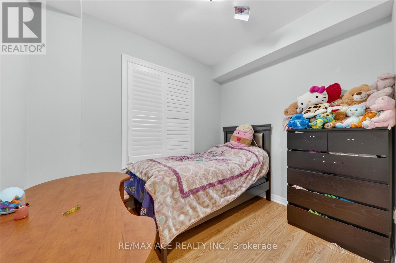 218 Flood Avenue, Clarington, Ontario  L1B 0W6 - Photo 16 - E13019054