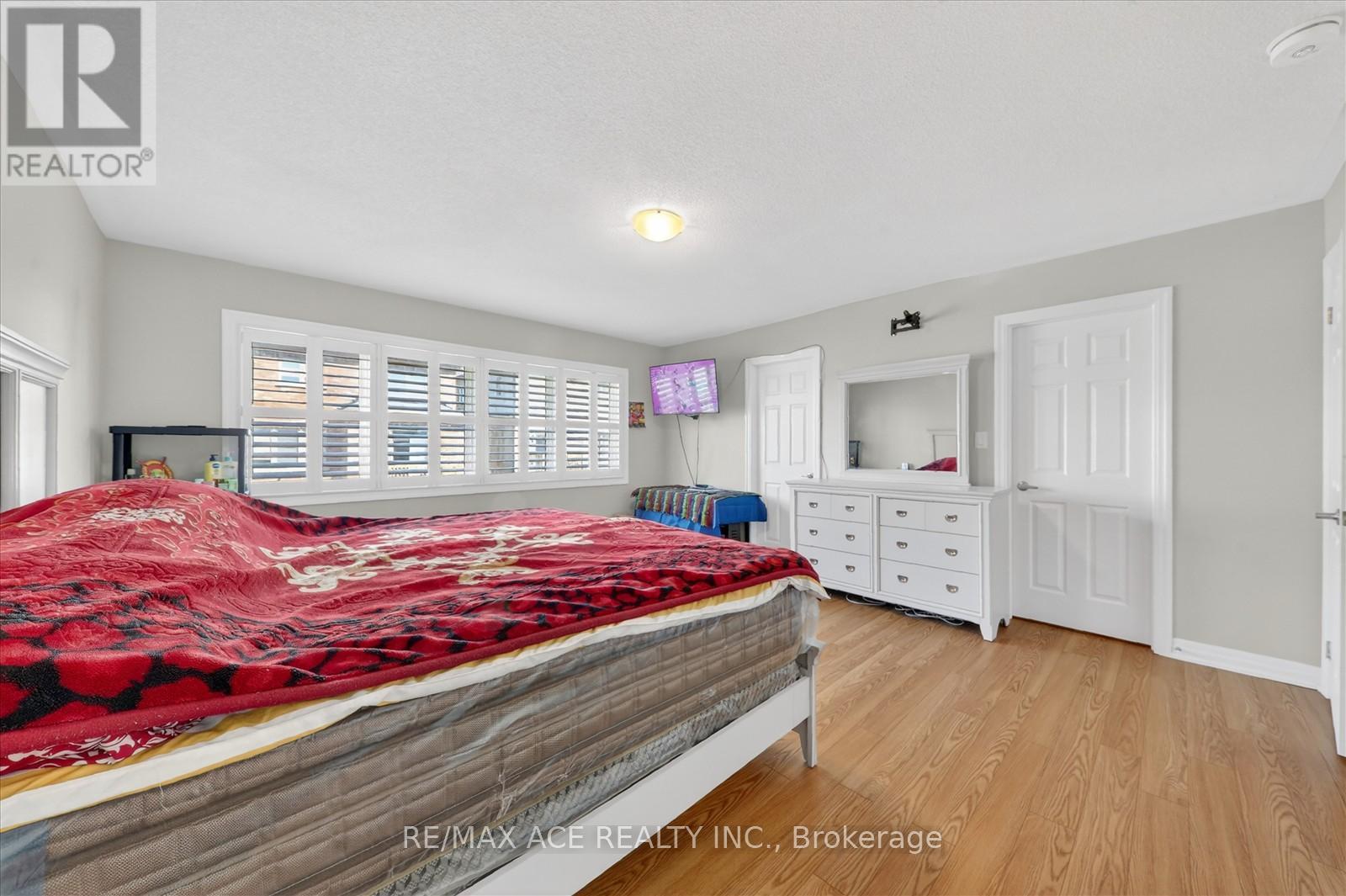 218 Flood Avenue, Clarington, Ontario  L1B 0W6 - Photo 19 - E13019054