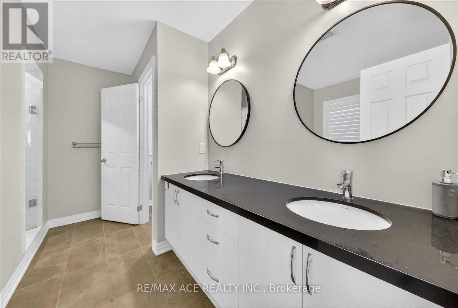 218 Flood Avenue, Clarington, Ontario  L1B 0W6 - Photo 22 - E13019054