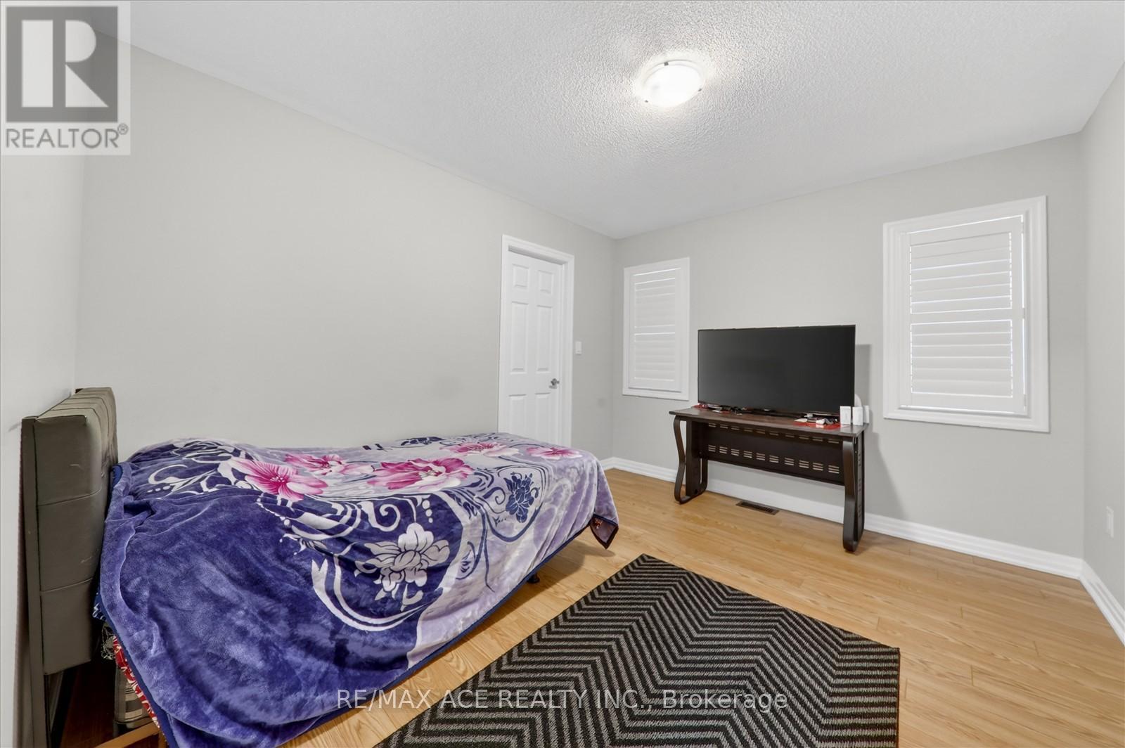 218 Flood Avenue, Clarington, Ontario  L1B 0W6 - Photo 31 - E13019054