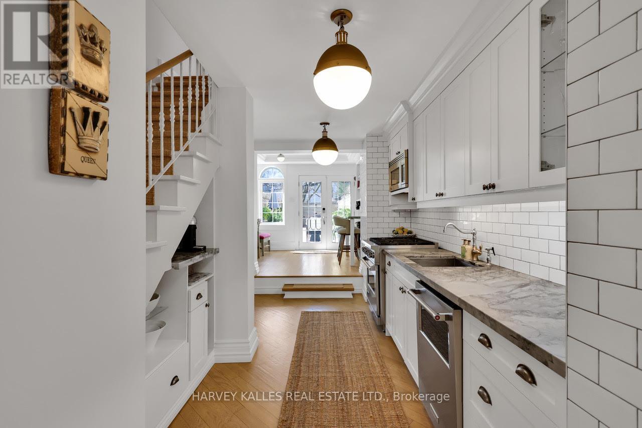 130 Morse Street, Toronto, Ontario  M4M 2P8 - Photo 11 - E13019086