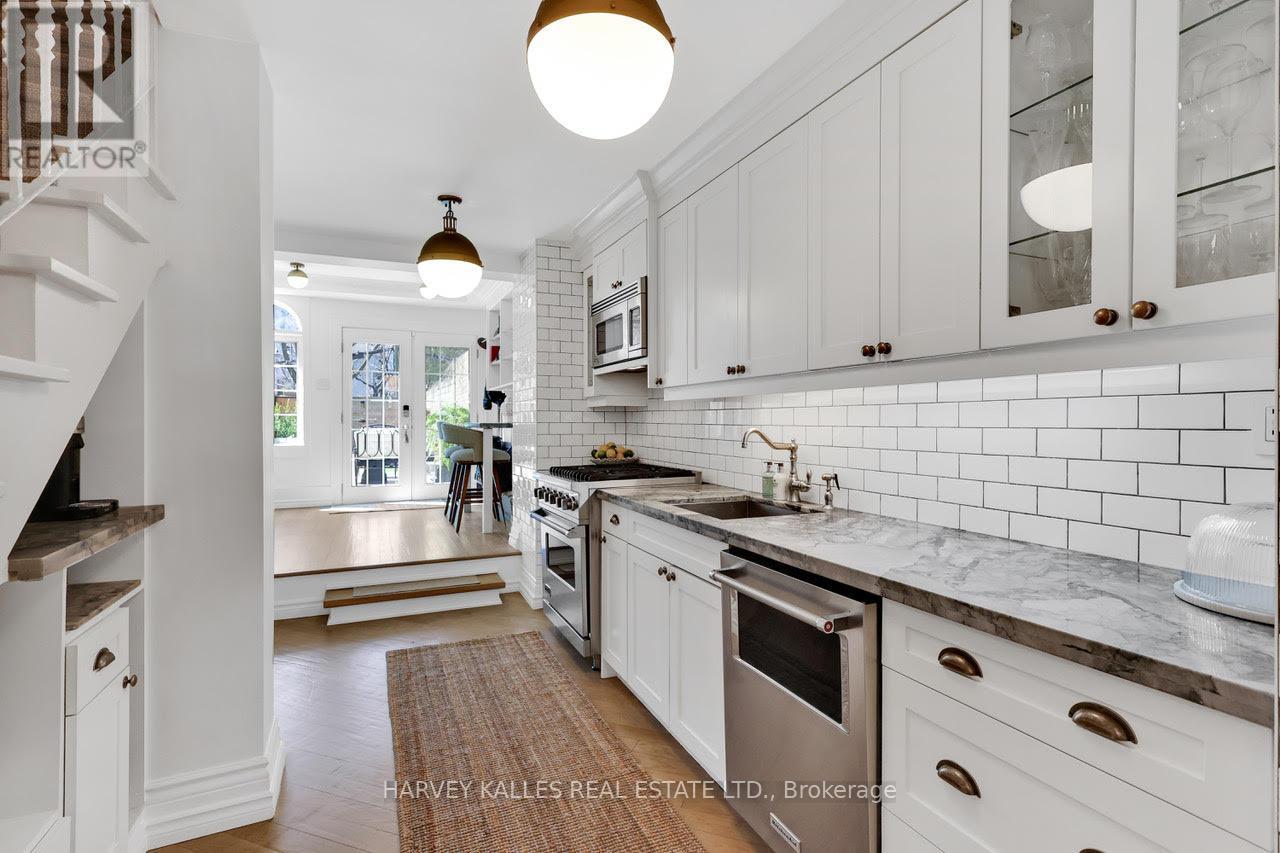 130 Morse Street, Toronto, Ontario  M4M 2P8 - Photo 12 - E13019086