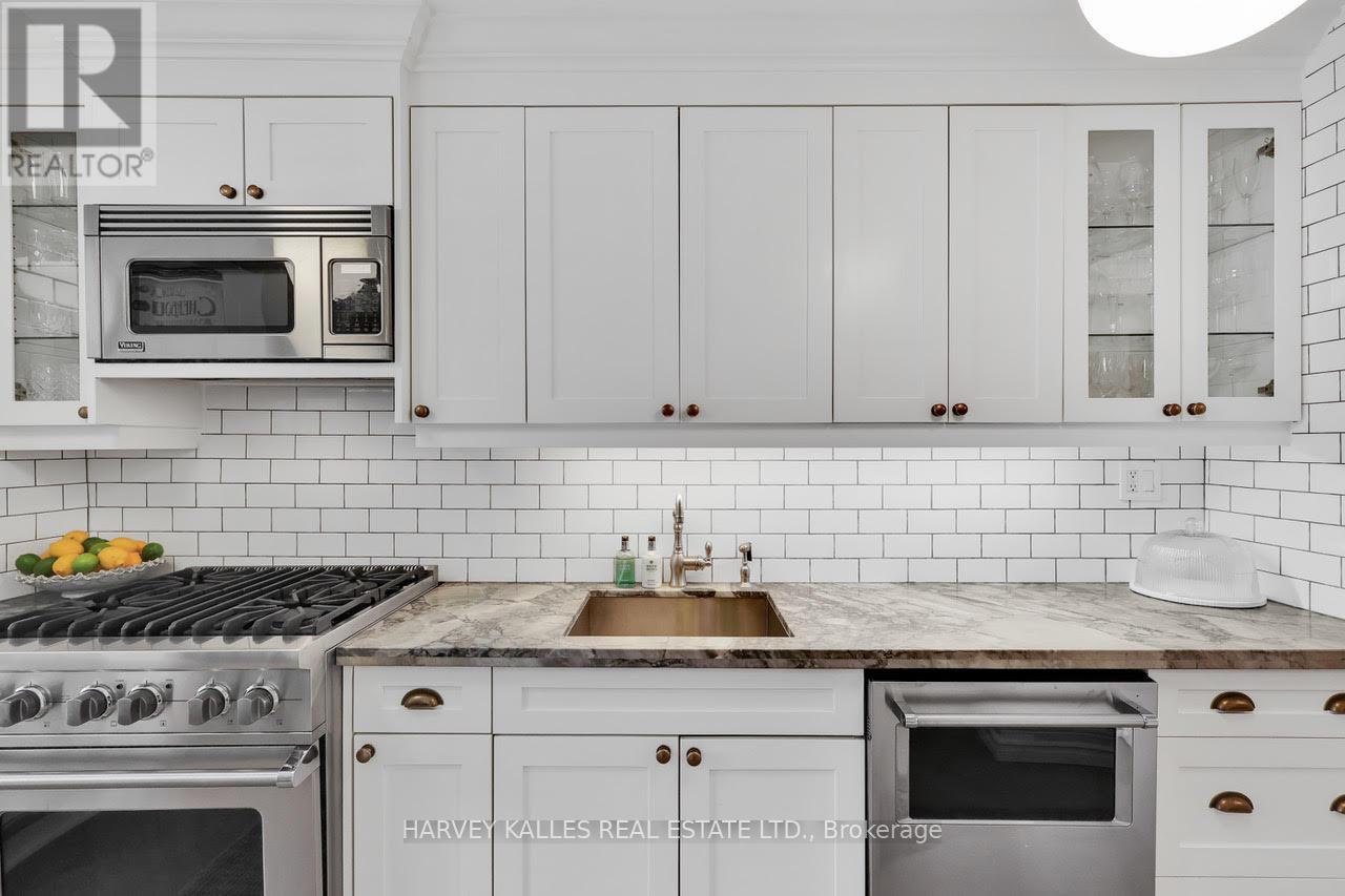 130 Morse Street, Toronto, Ontario  M4M 2P8 - Photo 13 - E13019086