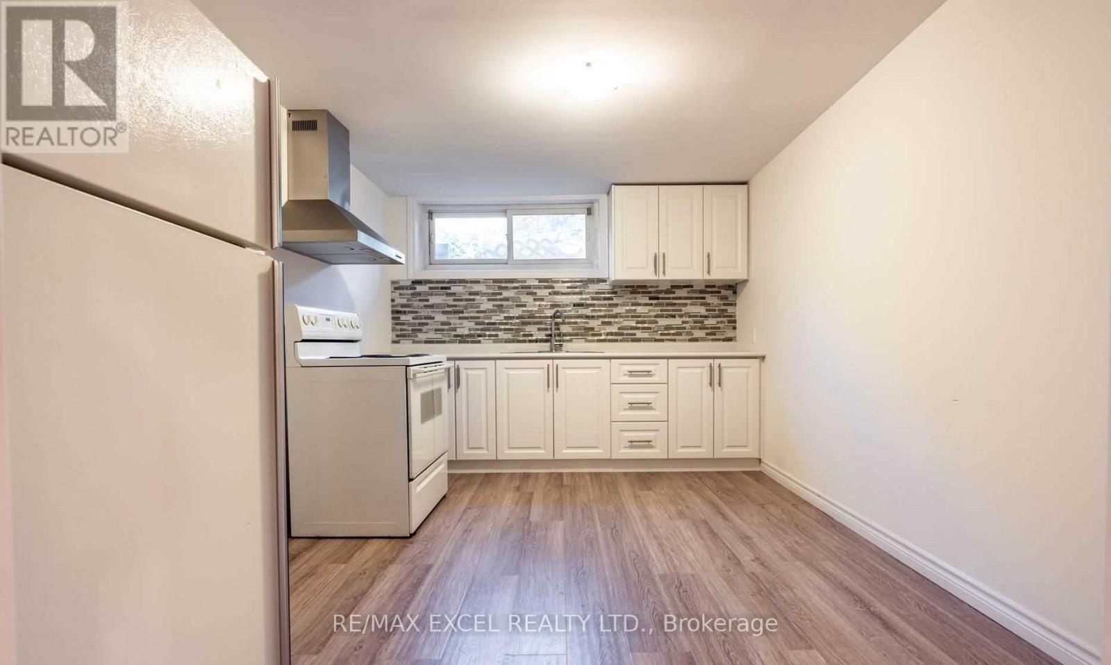 899 Glen Street, Oshawa, Ontario  L1J 3T9 - Photo 6 - E13019148