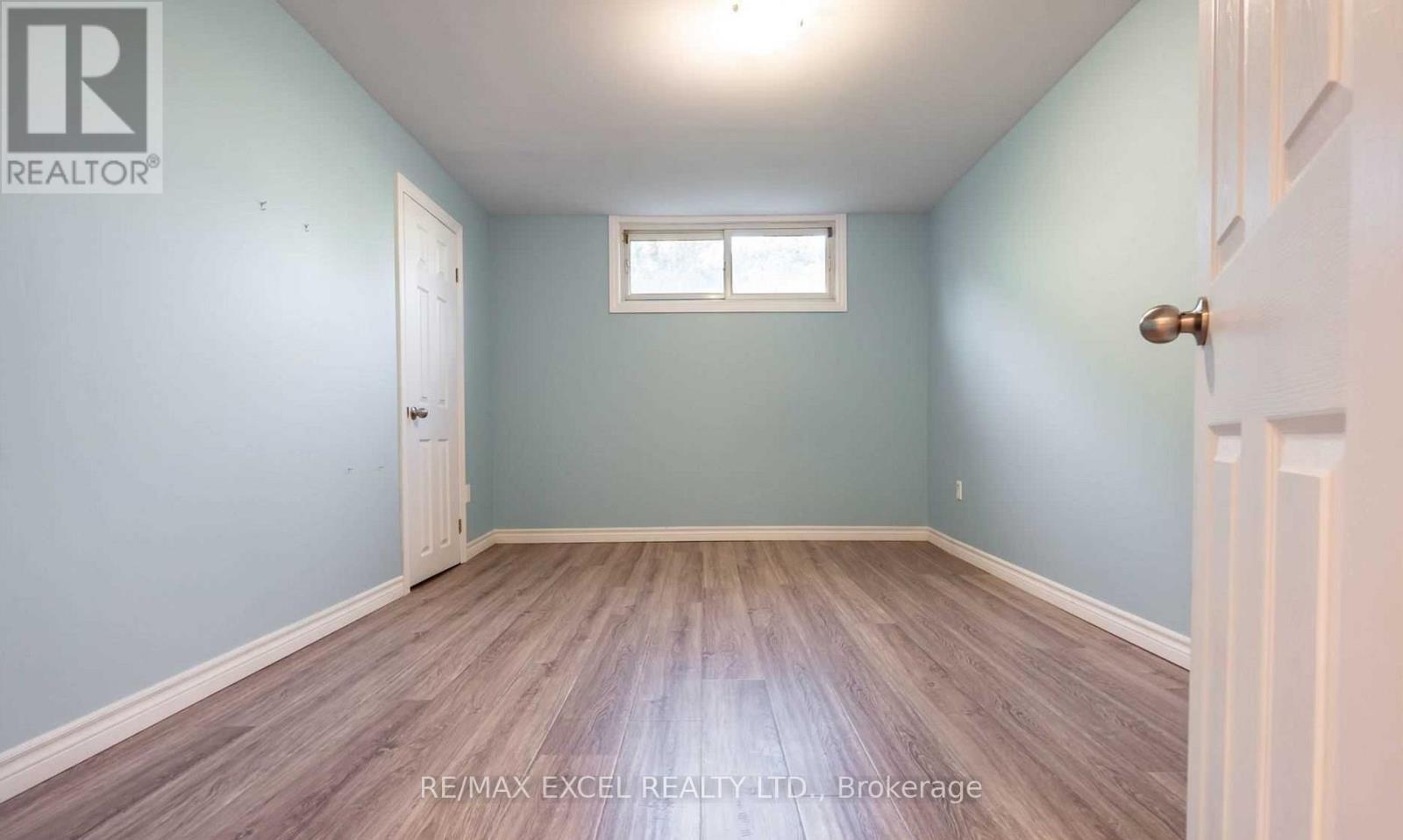 899 Glen Street, Oshawa, Ontario  L1J 3T9 - Photo 9 - E13019148