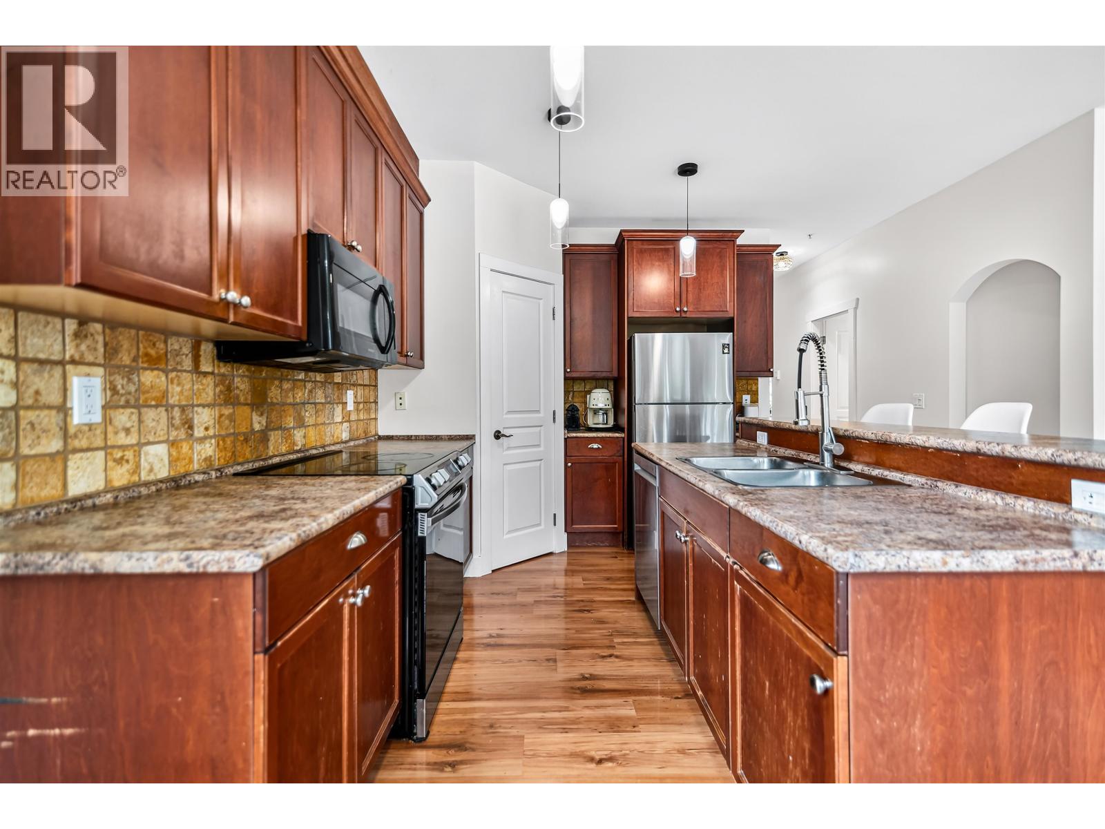 4 809 North Road, Gibsons, British Columbia  V0N 1V9 - Photo 8 - R3113189