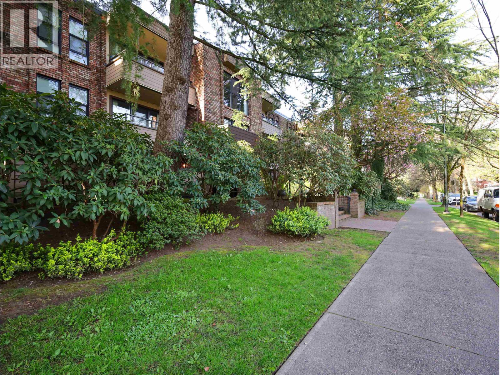 310 1266 W 13th Avenue, Vancouver, British Columbia  V6H 1N6 - Photo 2 - R3113196