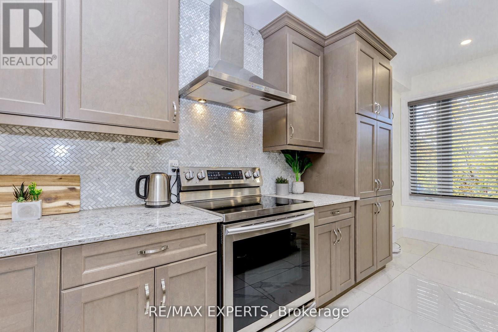 193 Fairlane Crescent, Vaughan, Ontario  L4H 2H1 - Photo 14 - N13019002