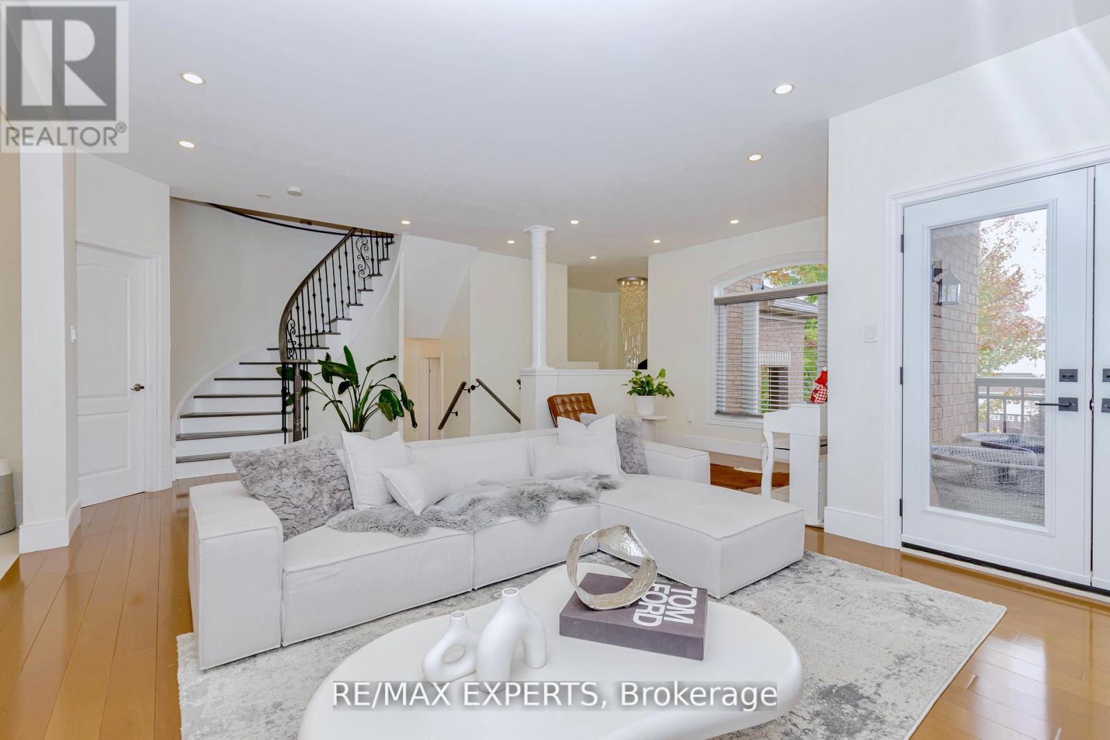 193 Fairlane Crescent, Vaughan, Ontario  L4H 2H1 - Photo 8 - N13019002