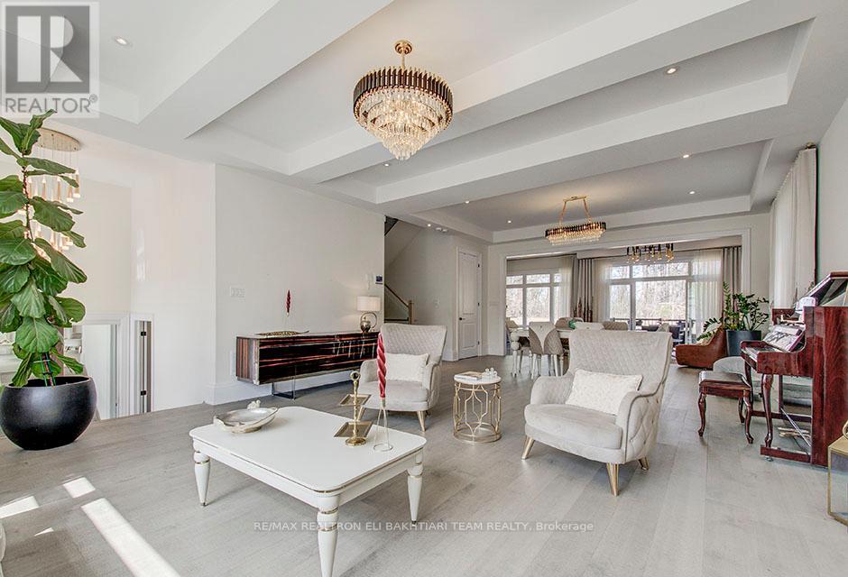 50 Royal Hill Court, Aurora (Aurora Estates), Ontario  L4G 3Z7 - Photo 21 - N13019006