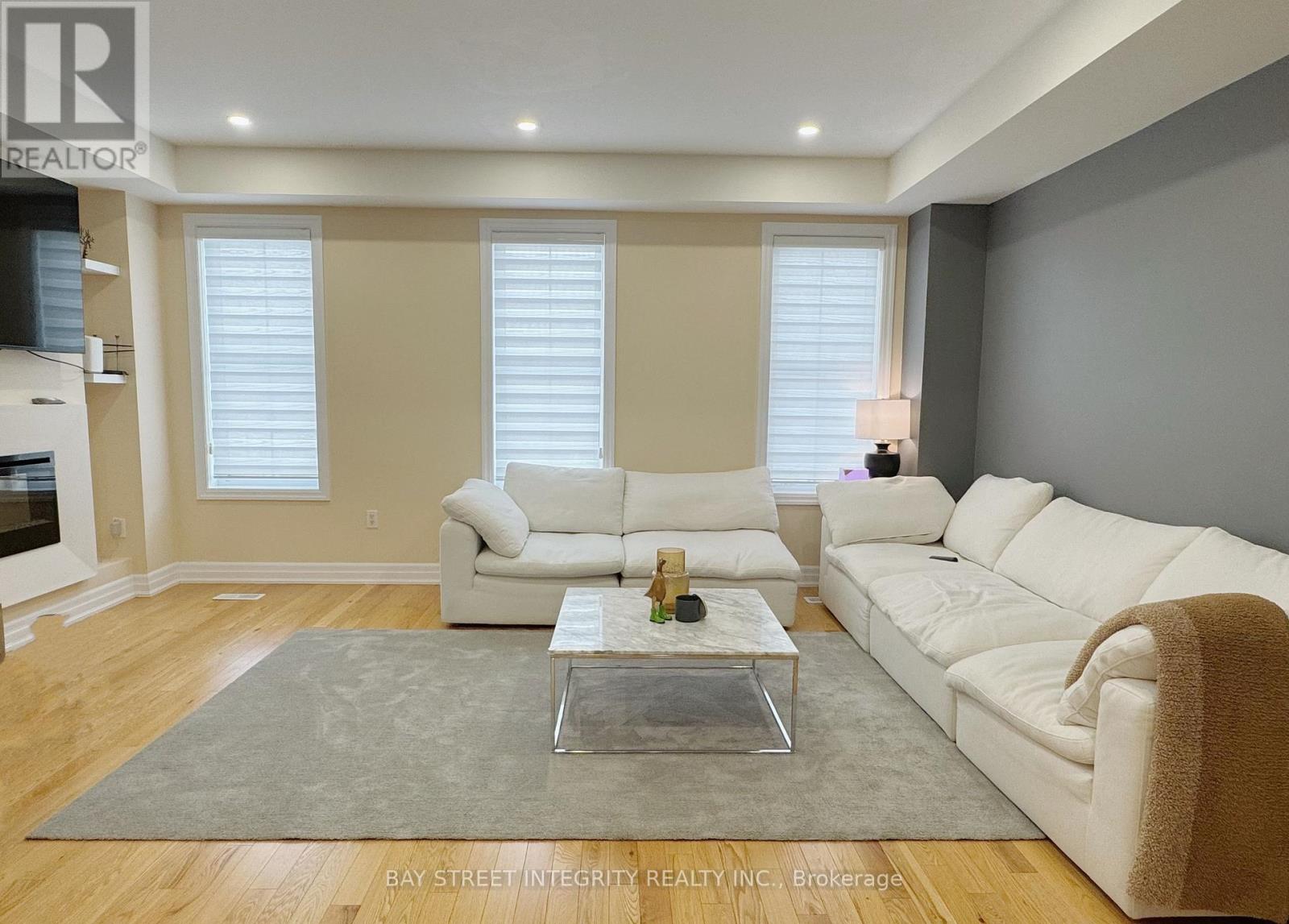 7 - 2267 Major Mackenzie Drive W, Vaughan, Ontario  L6A 5A8 - Photo 2 - N13019044