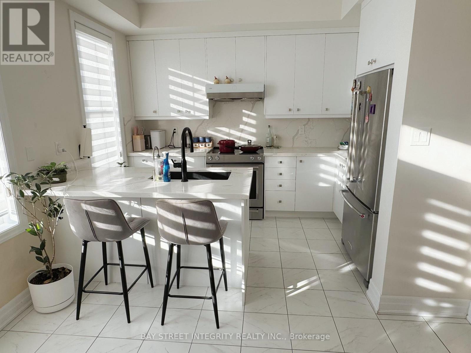 7 - 2267 Major Mackenzie Drive W, Vaughan, Ontario  L6A 5A8 - Photo 6 - N13019044