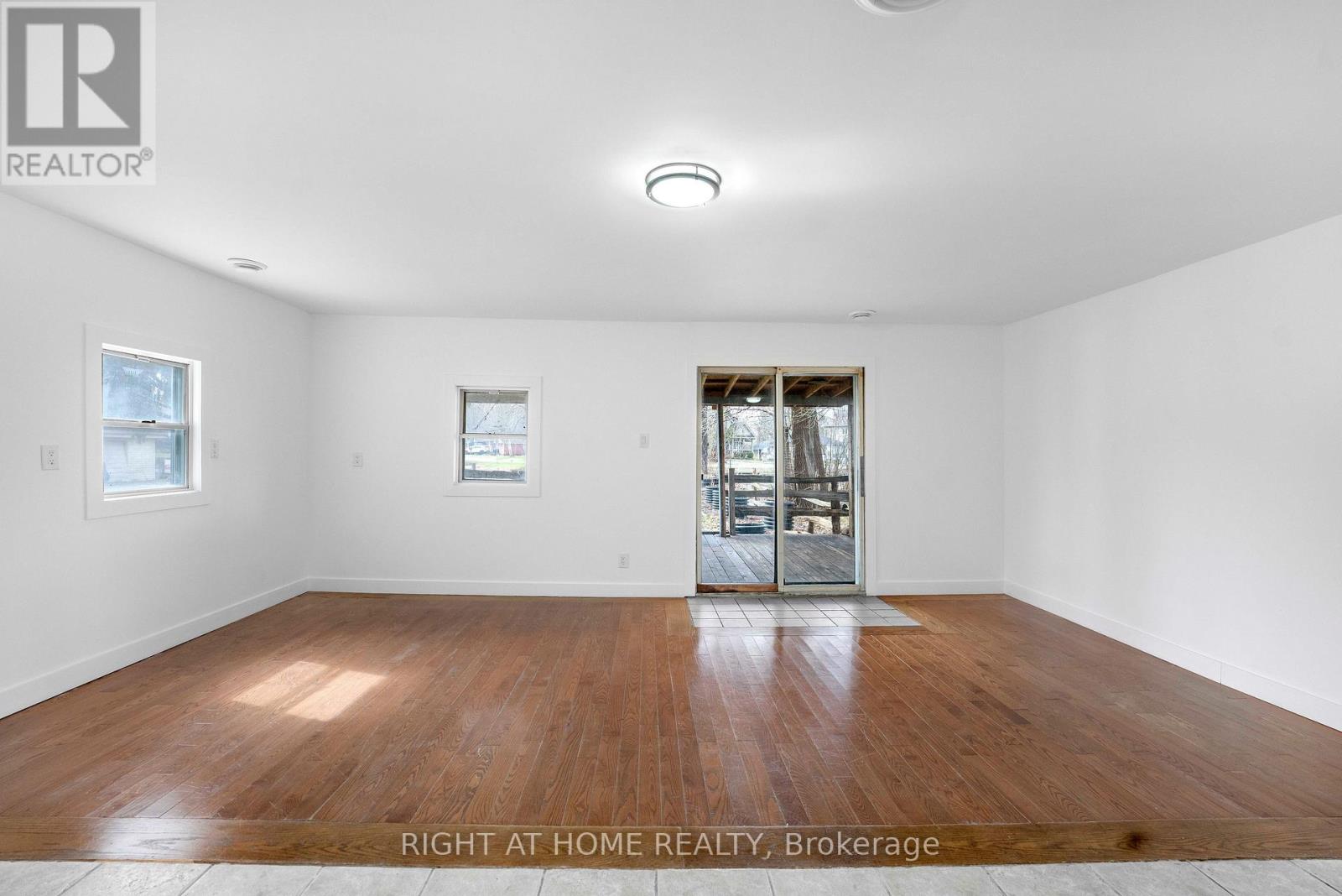 260 Beach Road, Innisfil (Gilford), Ontario  L0L 1R0 - Photo 12 - N13019110