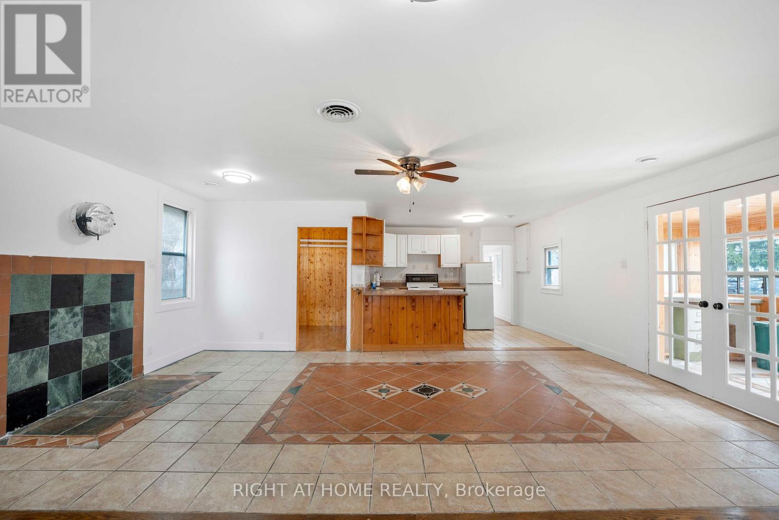 260 Beach Road, Innisfil (Gilford), Ontario  L0L 1R0 - Photo 13 - N13019110