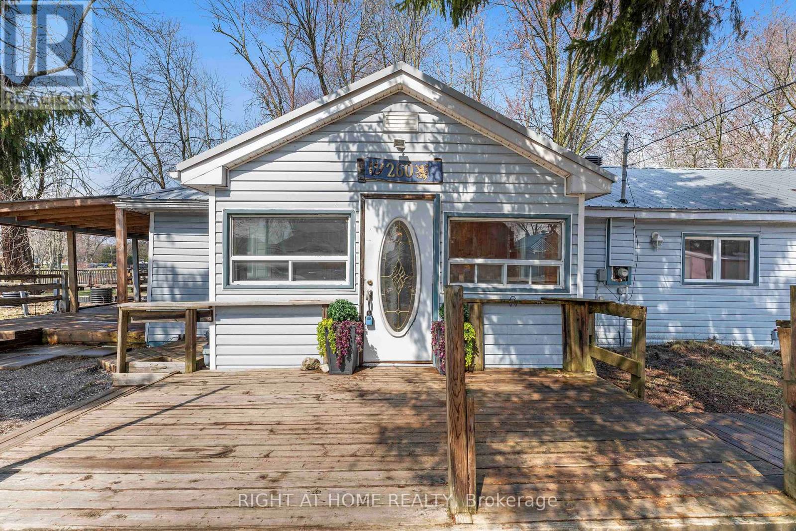 260 Beach Road, Innisfil (Gilford), Ontario  L0L 1R0 - Photo 3 - N13019110