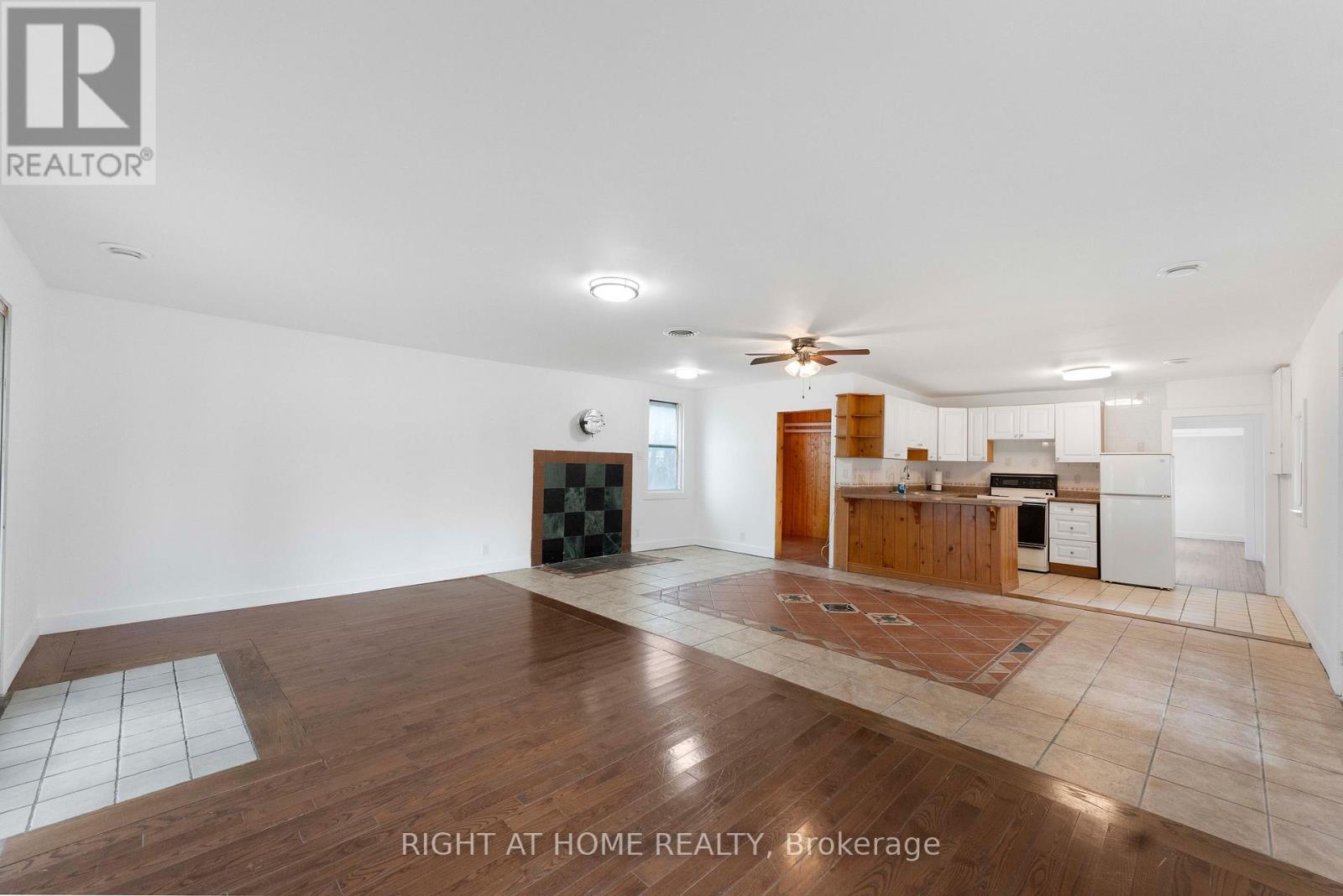 260 Beach Road, Innisfil (Gilford), Ontario  L0L 1R0 - Photo 8 - N13019110