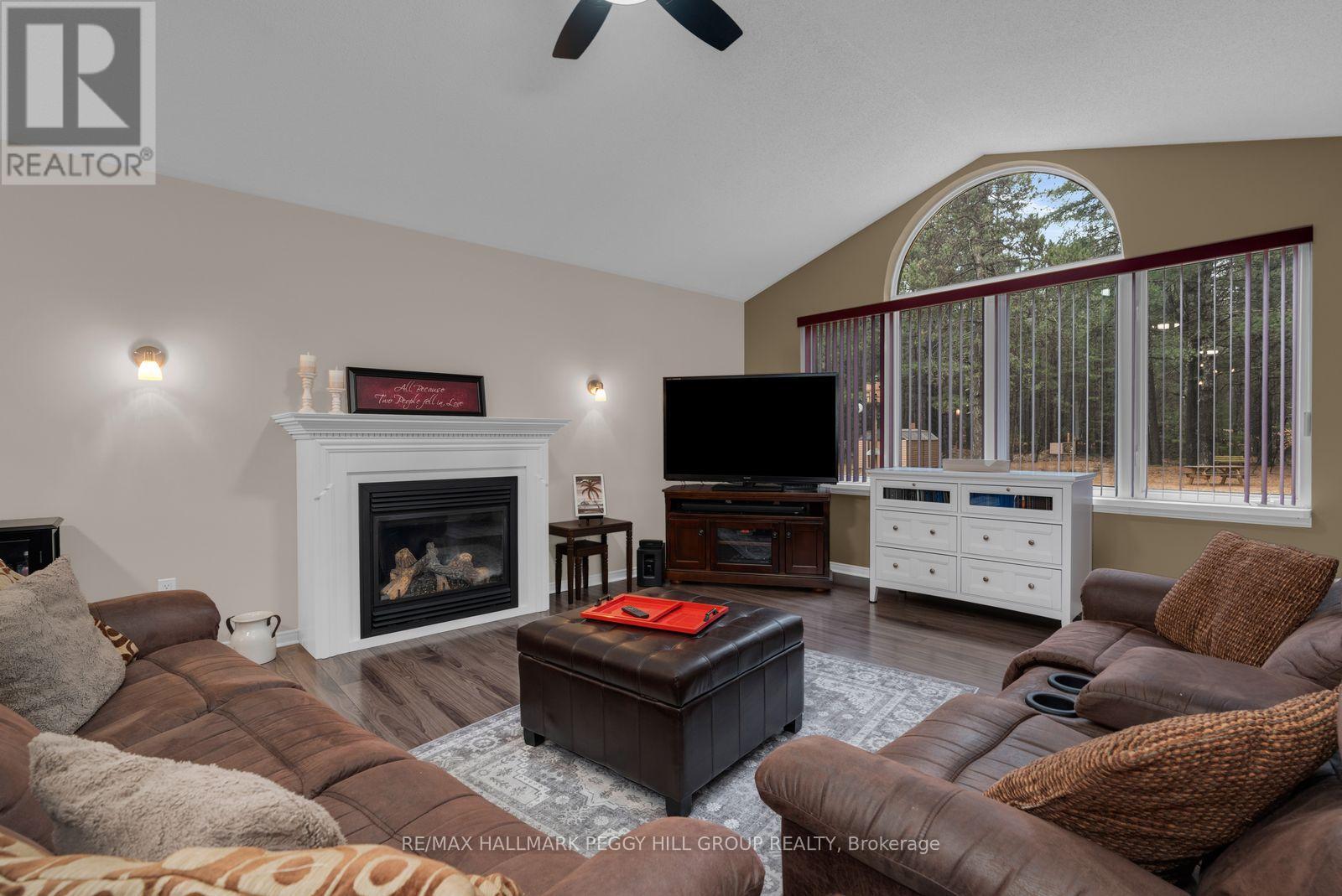 8225 Main Street Lisle, Adjala-Tosorontio, Ontario  L0M 1M0 - Photo 3 - N13019122