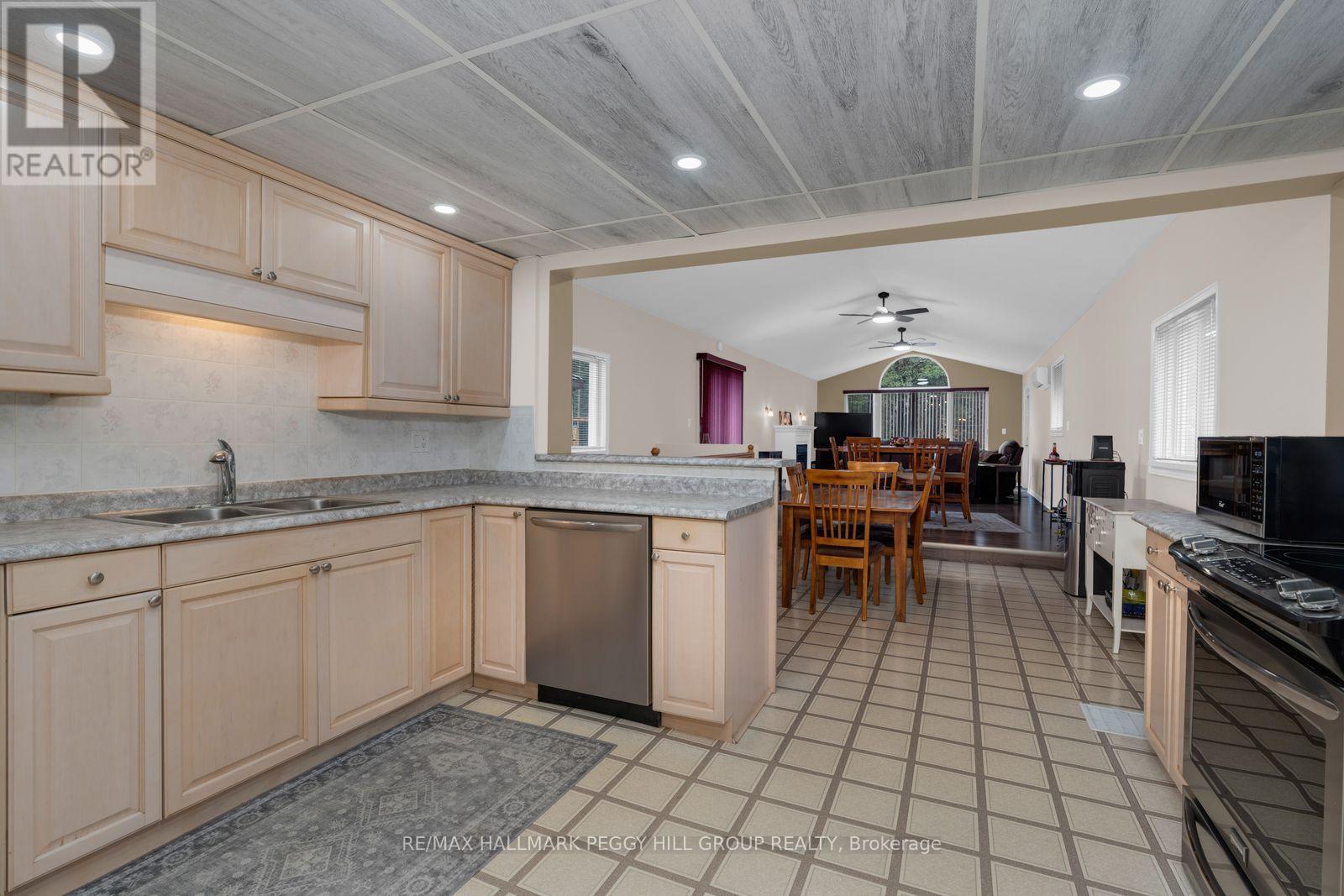 8225 Main Street Lisle, Adjala-Tosorontio, Ontario  L0M 1M0 - Photo 5 - N13019122