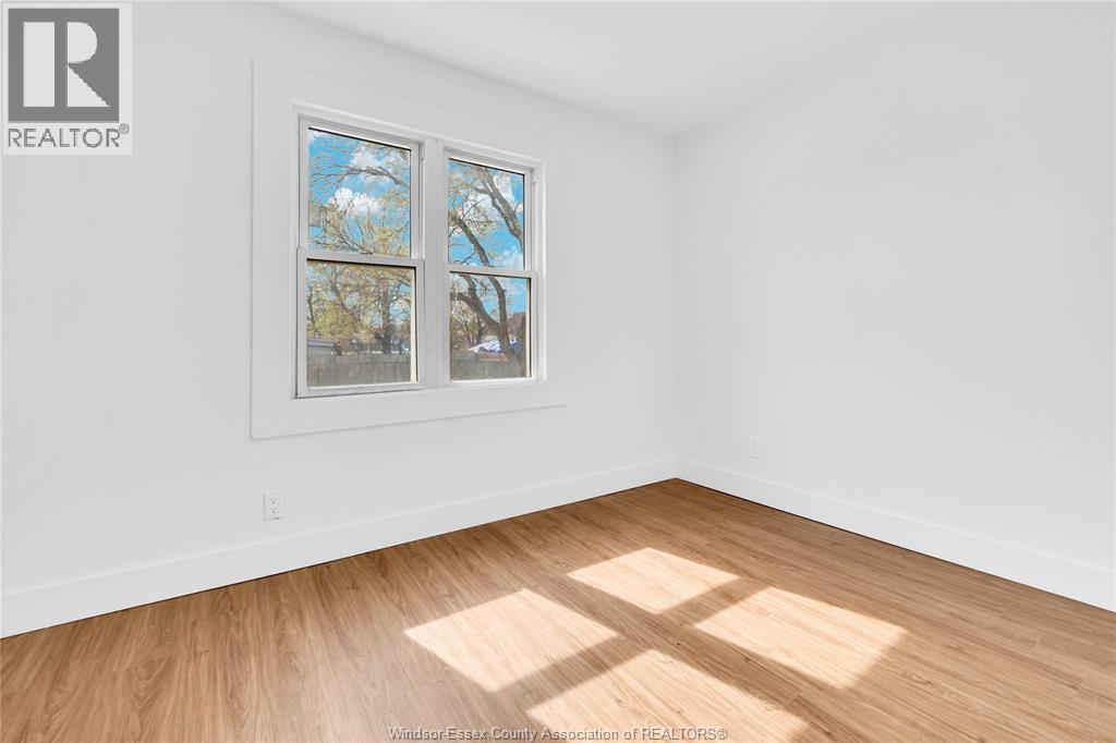 1398 Rooney, Windsor, Ontario  N9B 1K7 - Photo 13 - 26008561