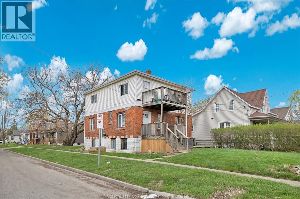 1398 Rooney, Windsor, Ontario  N9B 1K7 - Photo 2 - 26008561