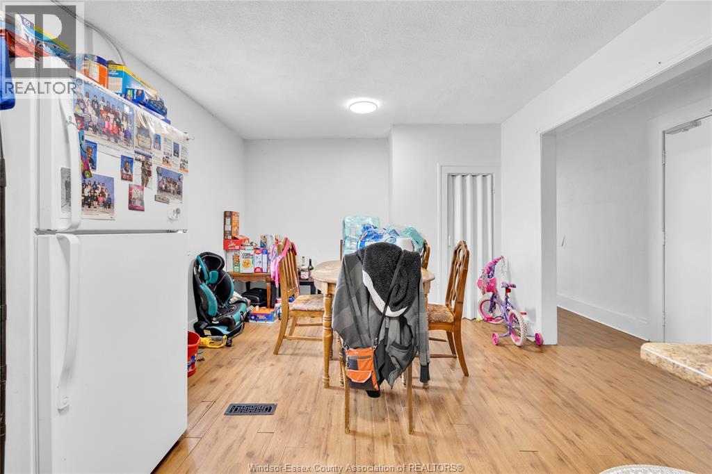 1398 Rooney, Windsor, Ontario  N9B 1K7 - Photo 25 - 26008561
