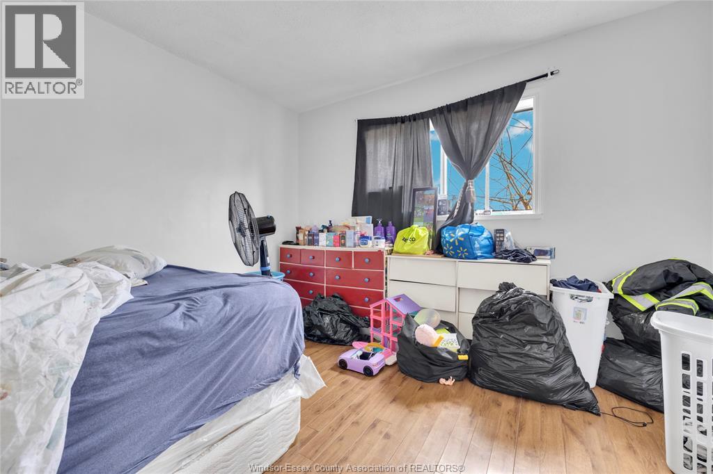 1398 Rooney, Windsor, Ontario  N9B 1K7 - Photo 28 - 26008561