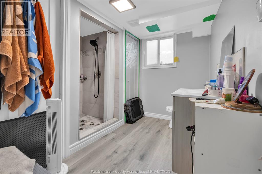 1398 Rooney, Windsor, Ontario  N9B 1K7 - Photo 39 - 26008561