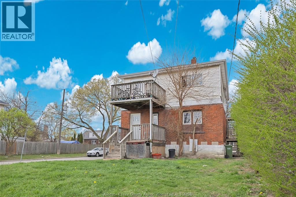 1398 Rooney, Windsor, Ontario  N9B 1K7 - Photo 5 - 26008561